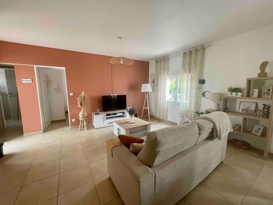 T2 Refait A Neuf Calme Et Agreable Apartment Narbonne Bagian luar foto