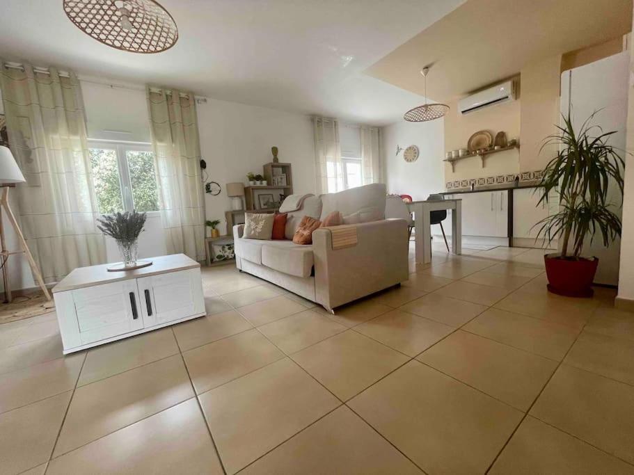 T2 Refait A Neuf Calme Et Agreable Apartment Narbonne Bagian luar foto